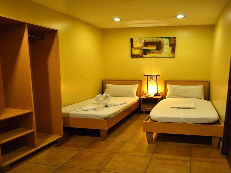 Gran Prix Hotel Pasay Exterior foto